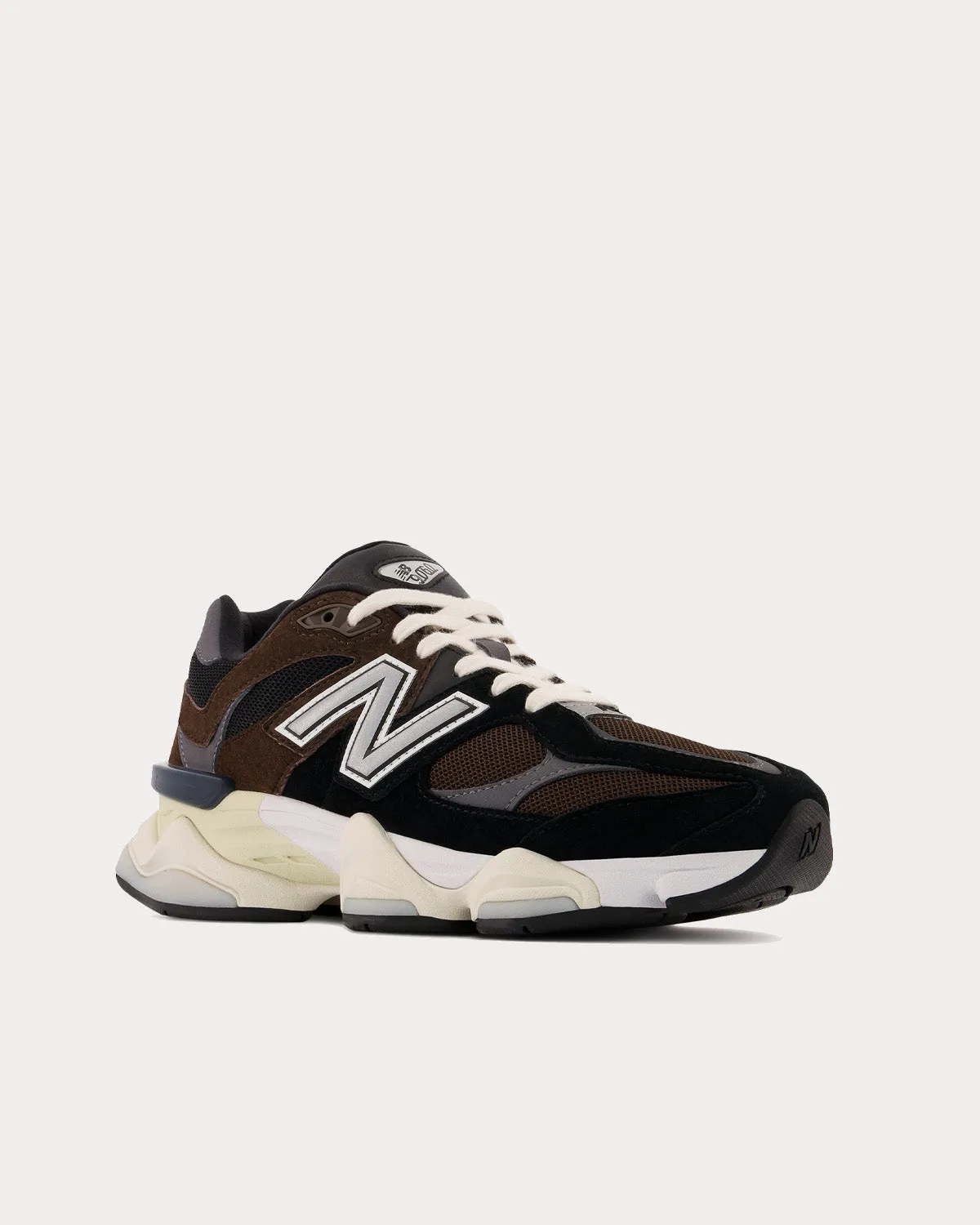 9060 Dark Brown Low Top Sneakers