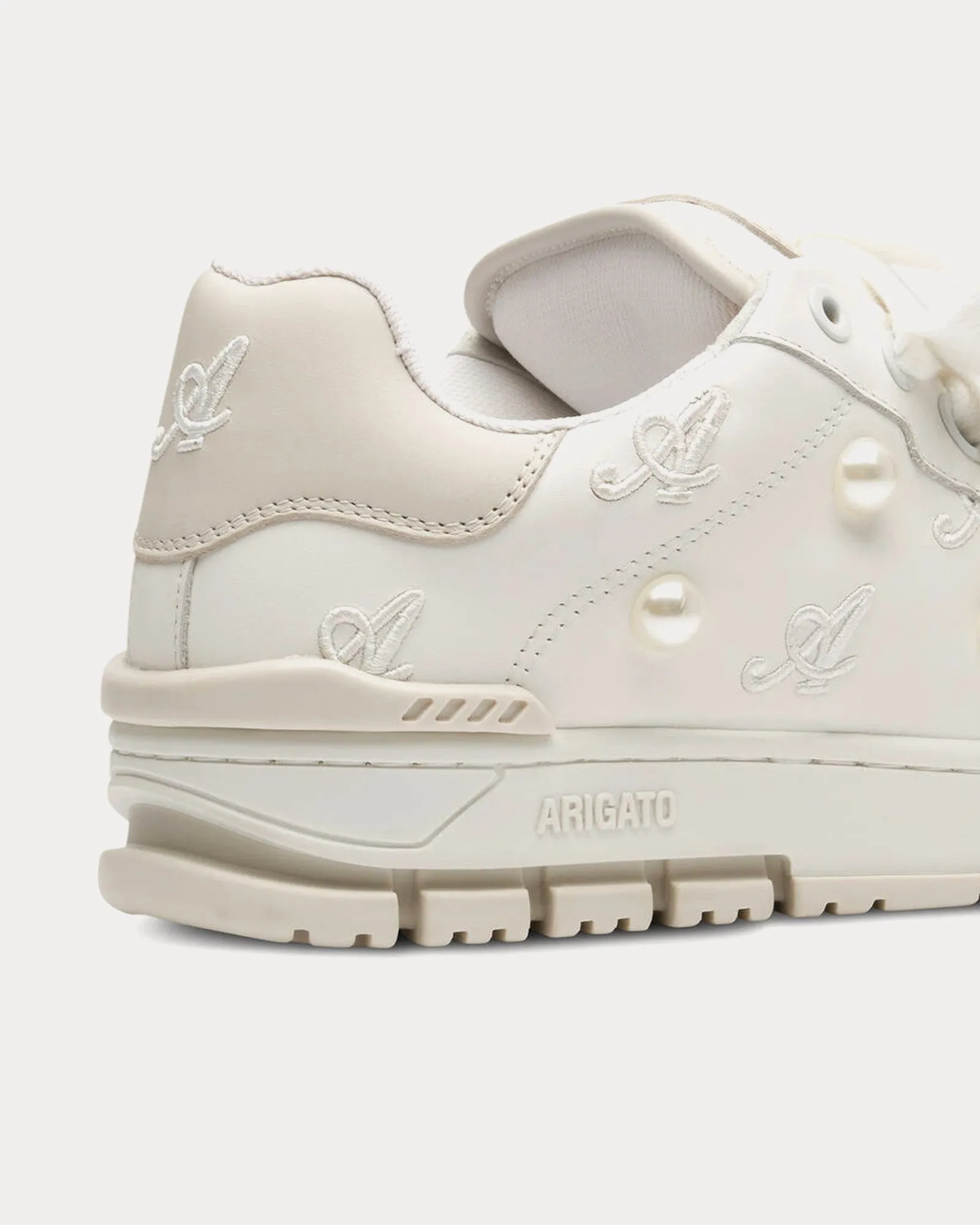 Area Haze Pearl White / Off White Low Top Sneakers