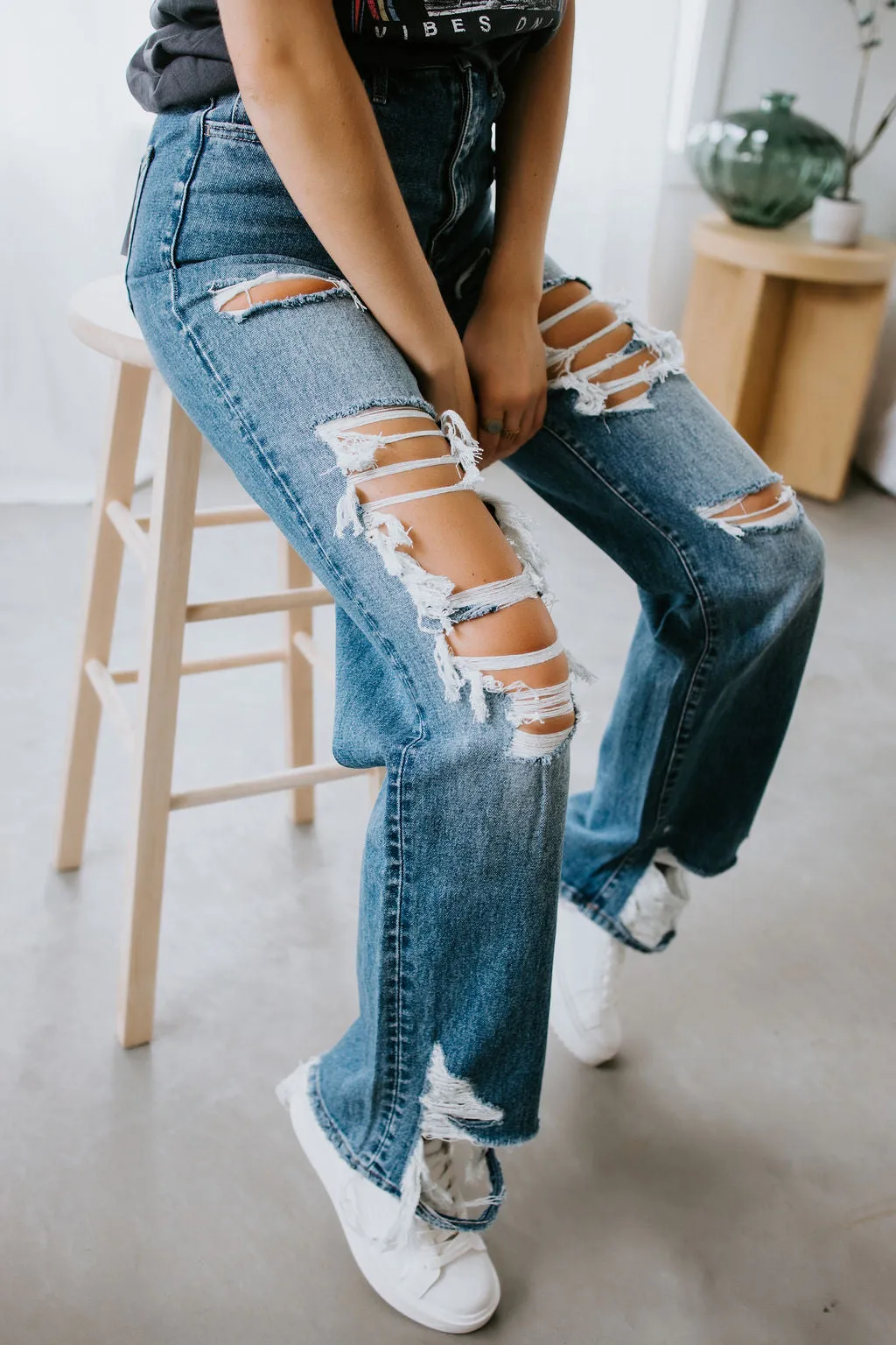 Beatrix Vintage Straight Jeans
