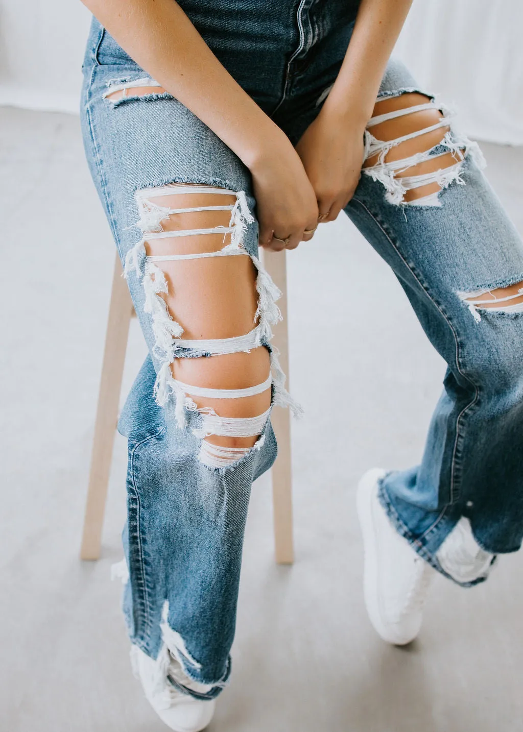 Beatrix Vintage Straight Jeans