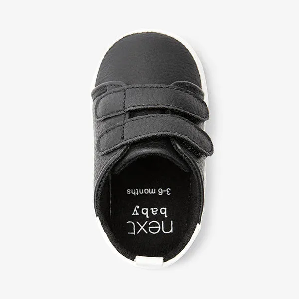 Black Double Strap Star Baby Pram Shoes (0-18mths)
