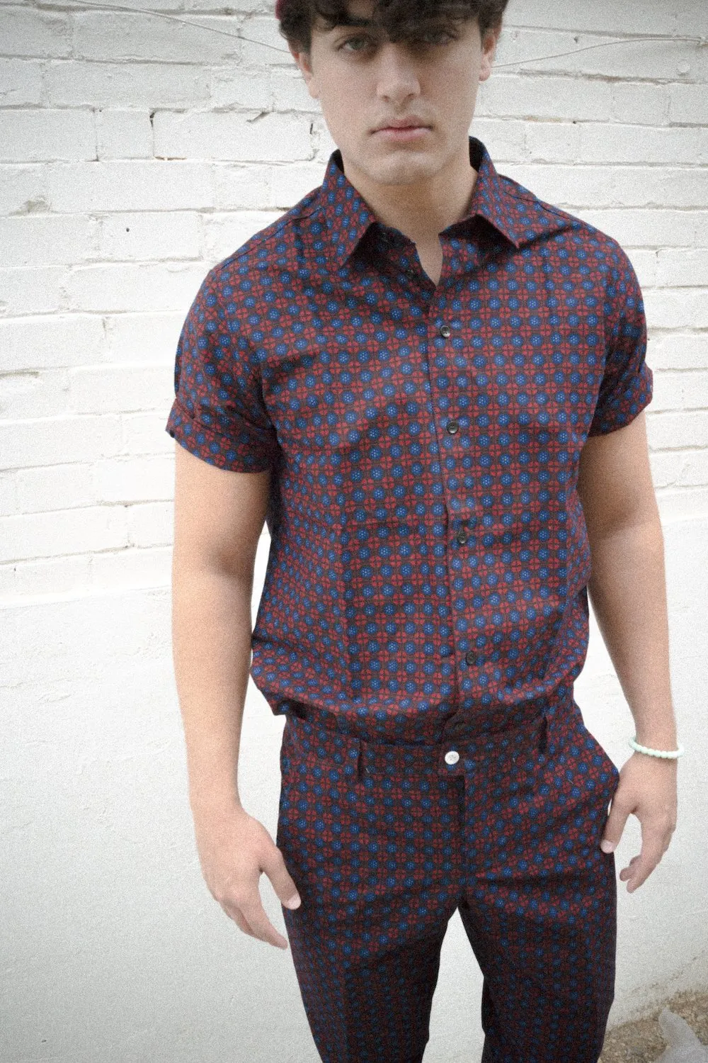 Cafe I, Shirt