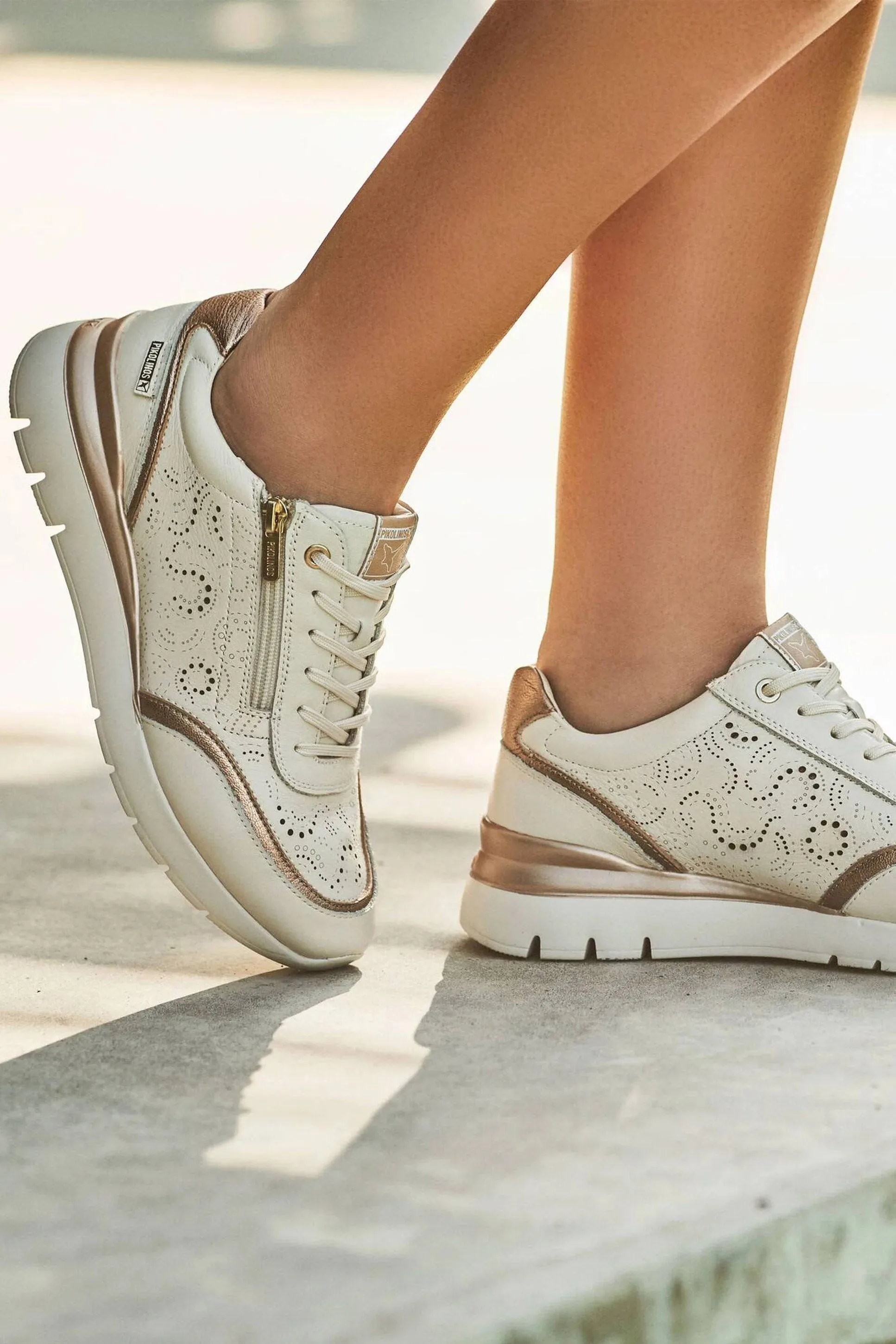 Cantabria Leather Side-Zip Trainers - Nata