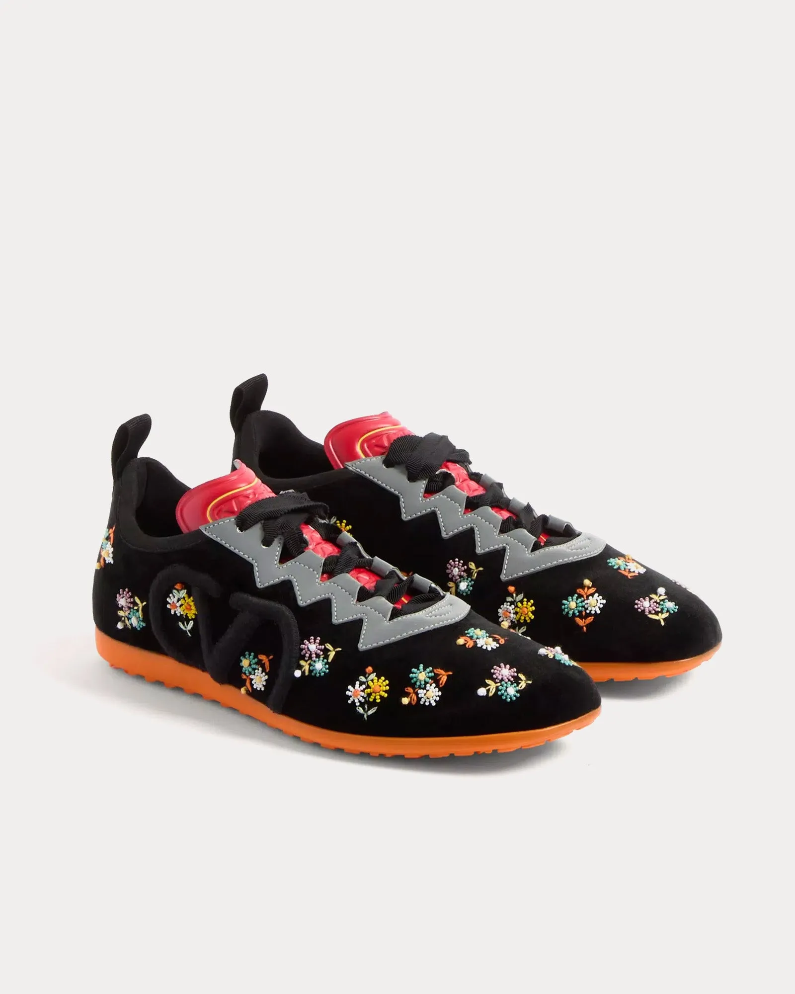 Chromathon Velvet with Floral Embroidery Black Low Top Sneakers