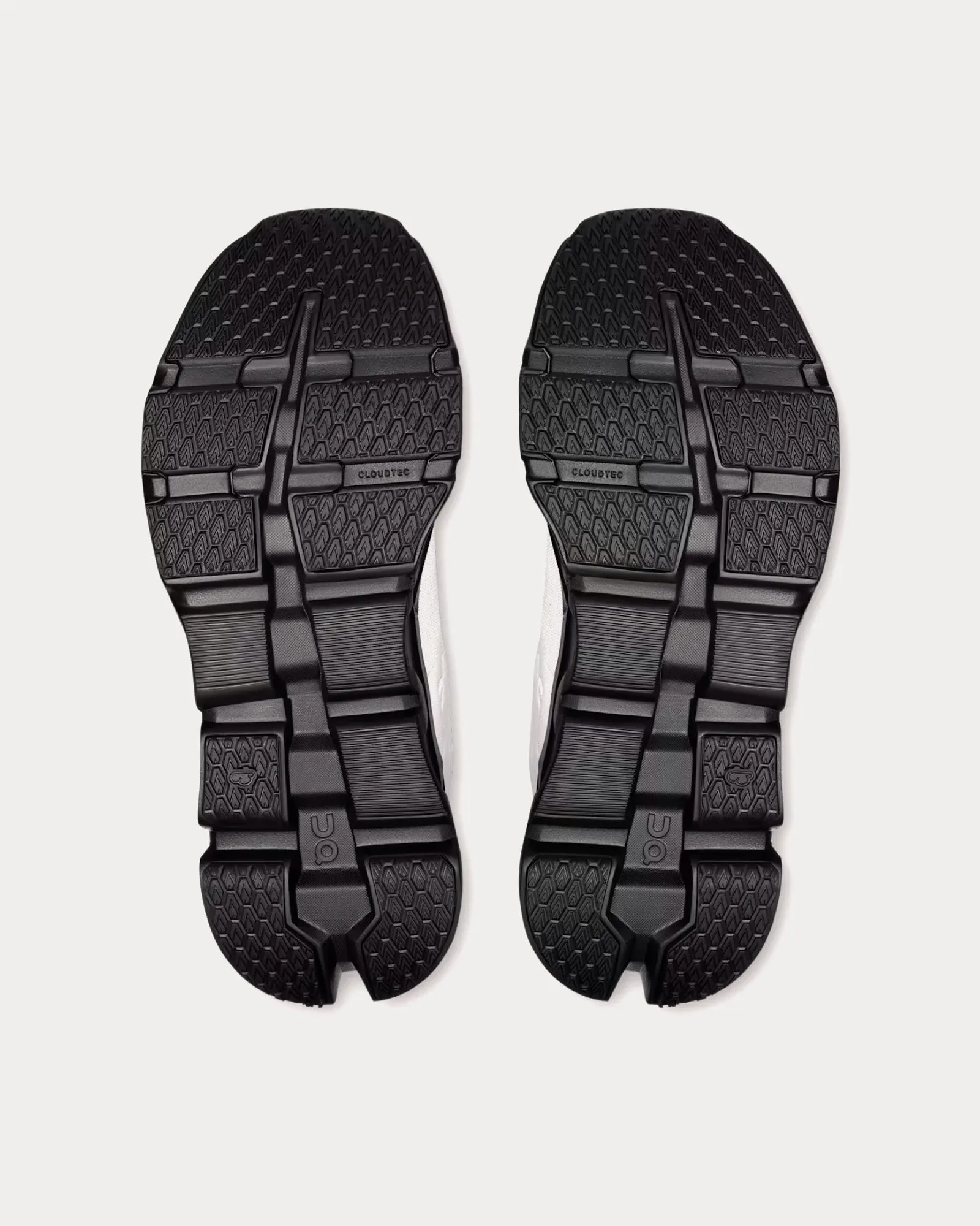 Cloudflyer 5 Wolf / Black Running Shoes