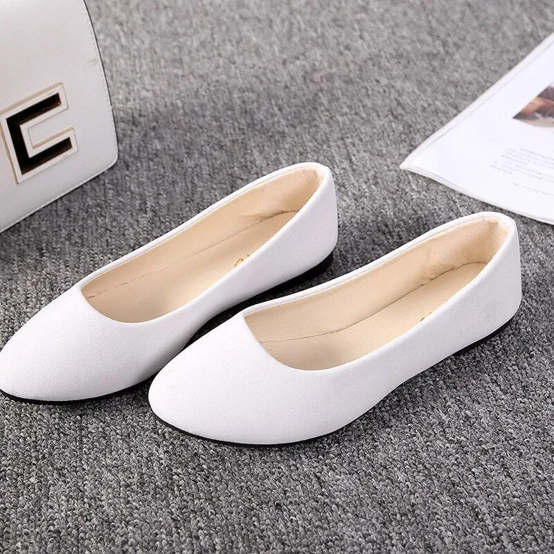 Fashionable Suede Lady's Flats - Easy Slip-on Shoes
