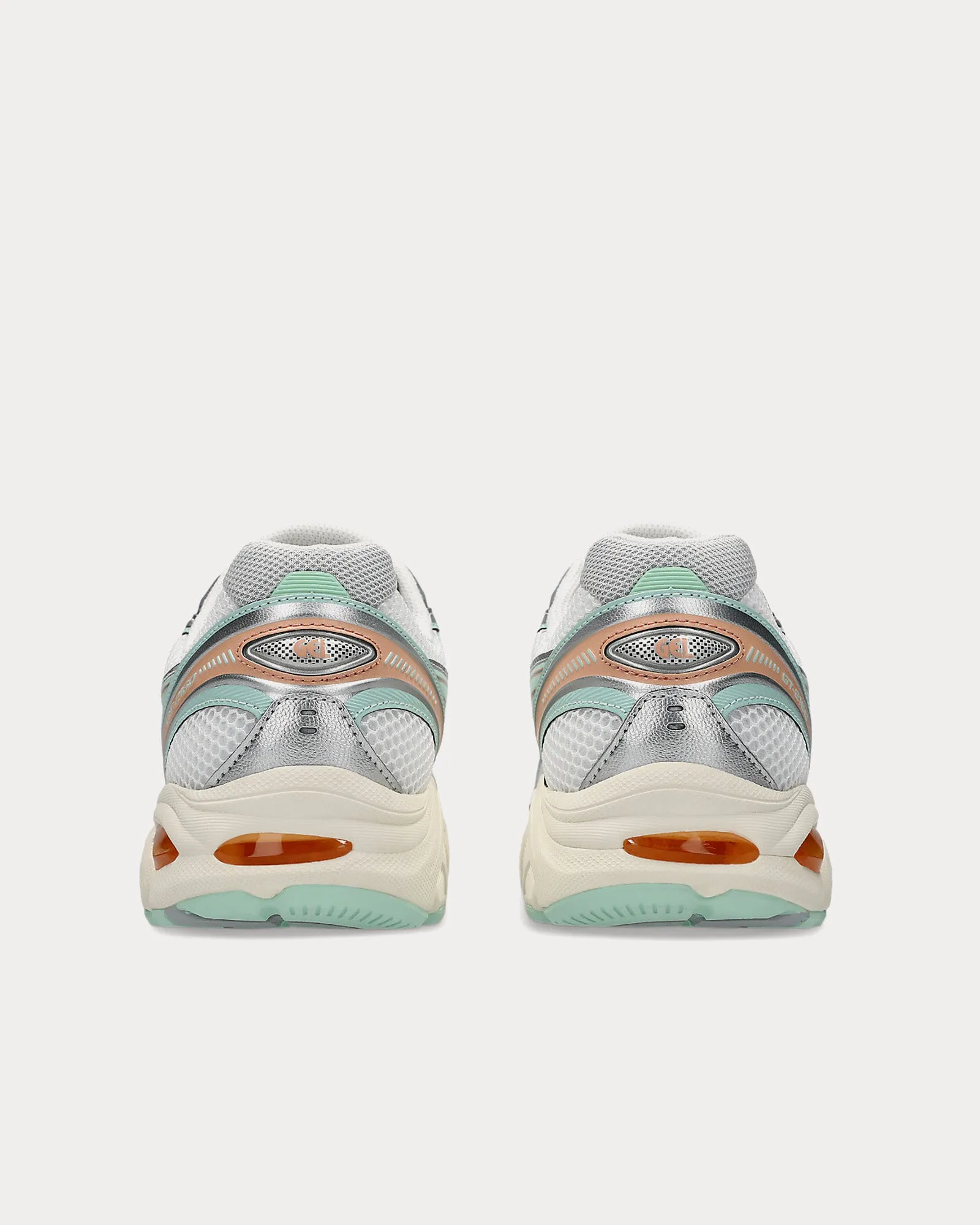 GT-2160 White / Mint Tint Low Top Sneakers