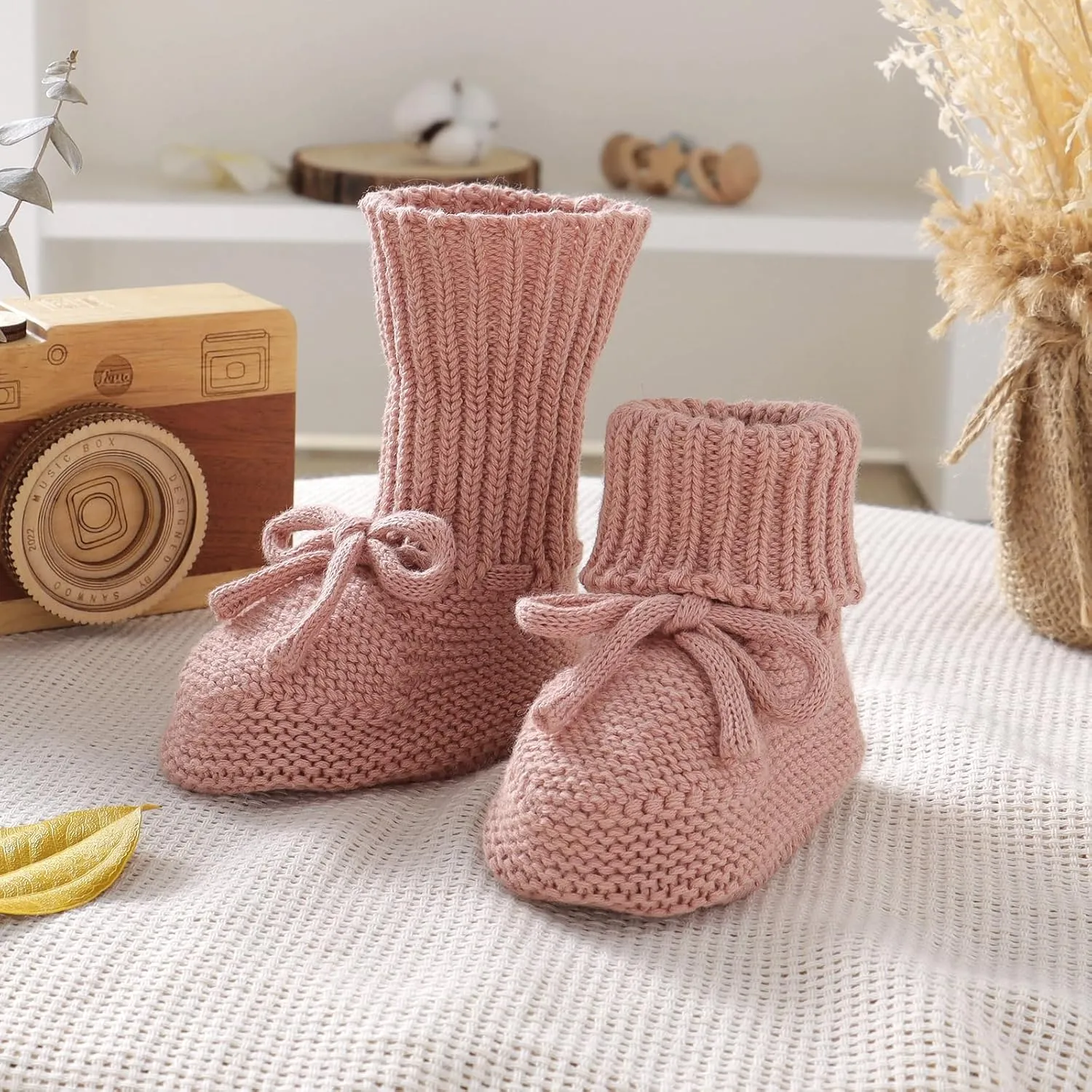 Hadetoto Baby Booties Newborn First Walkers Cozy Shoes Warm Knit Soft Booties for Toddler Infant Boy Girl