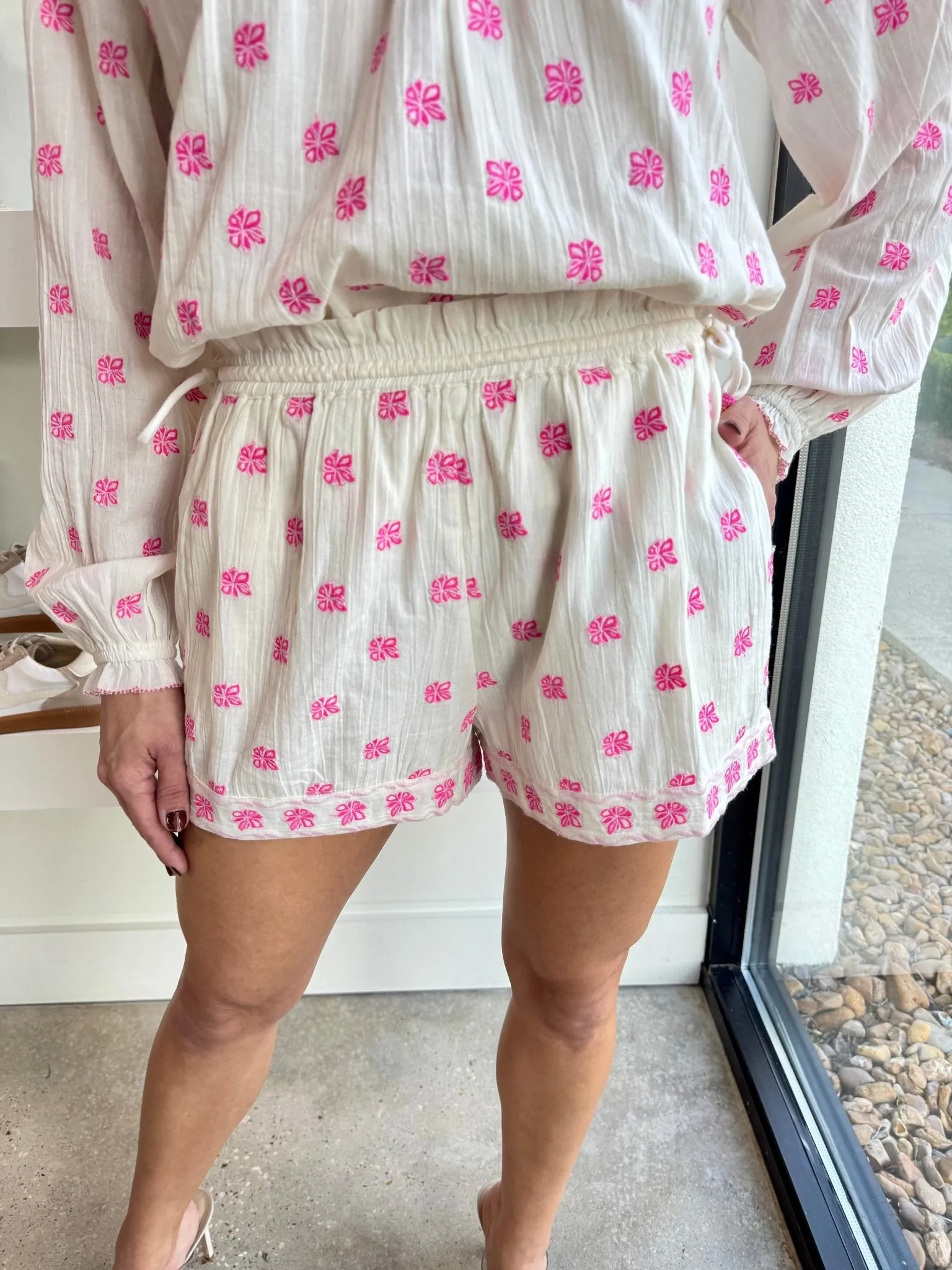 Ivory/Pink Prescott Shorts