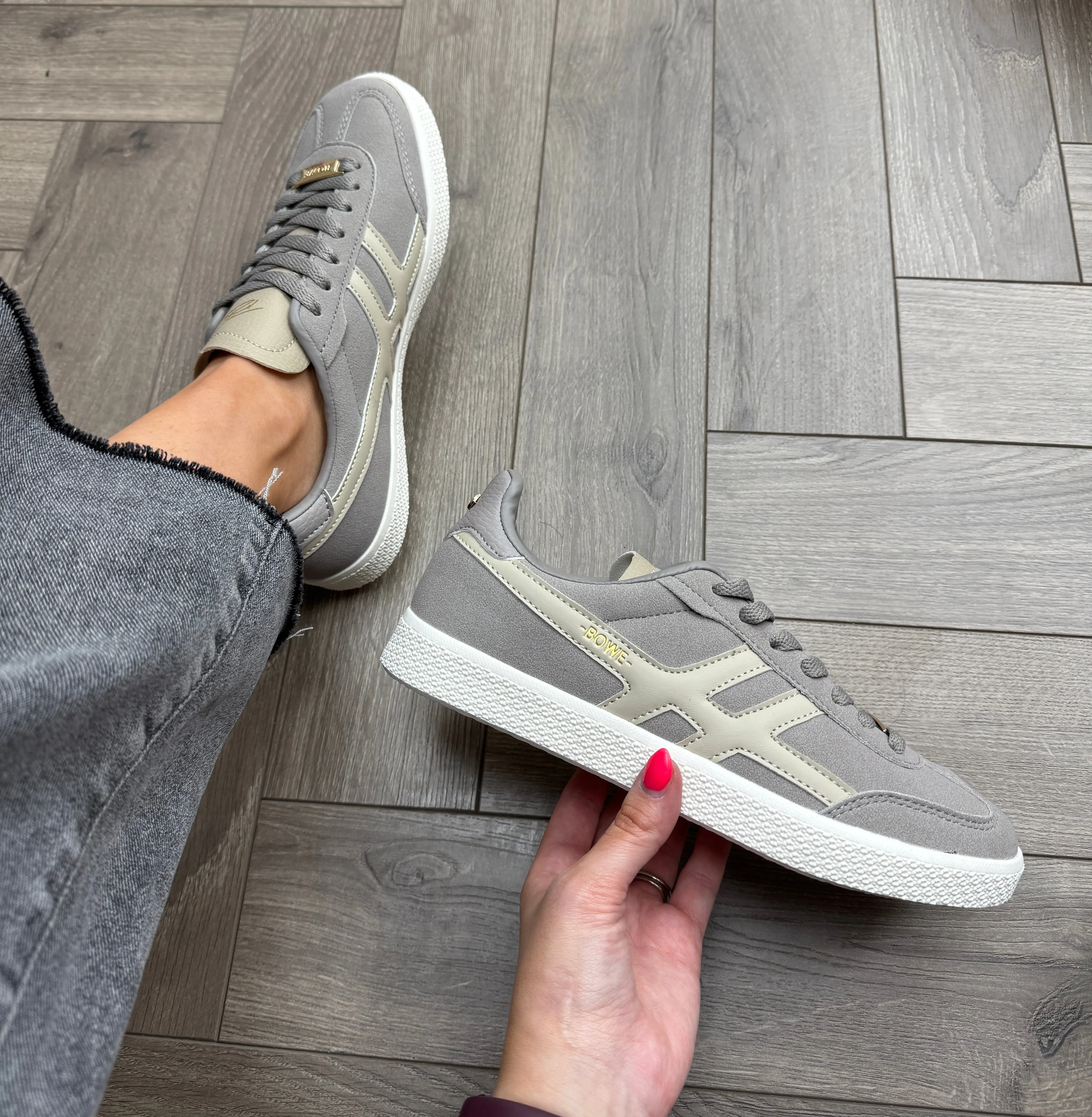 Lloyd & Pryce Faux Suede Trainer With Side Detail ‘Sorenson’ - Cloud Stealth (LP1)