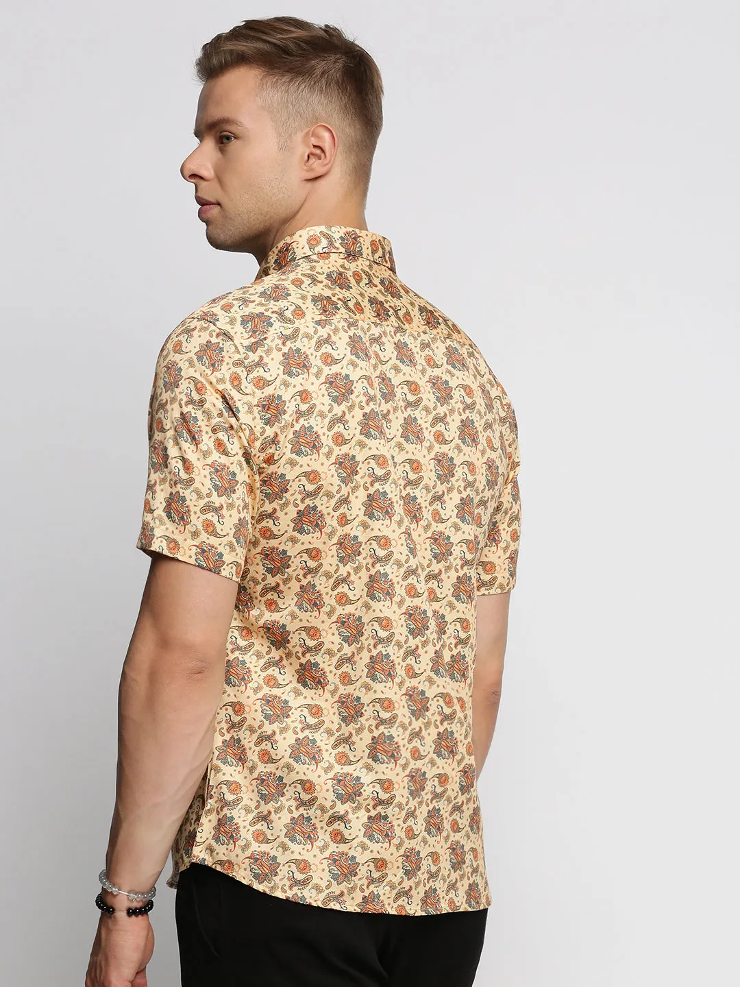Men Cream Slim Fit Ethnic Motifs Printed Cotton Casual Shirt