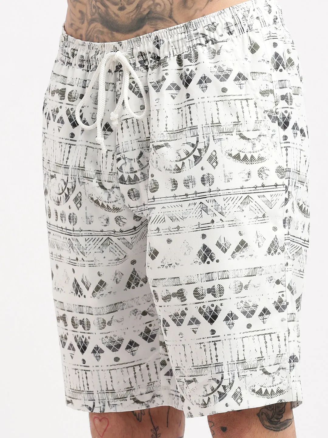 Men Geometric Print Cuban Collar White Co-Ords Set