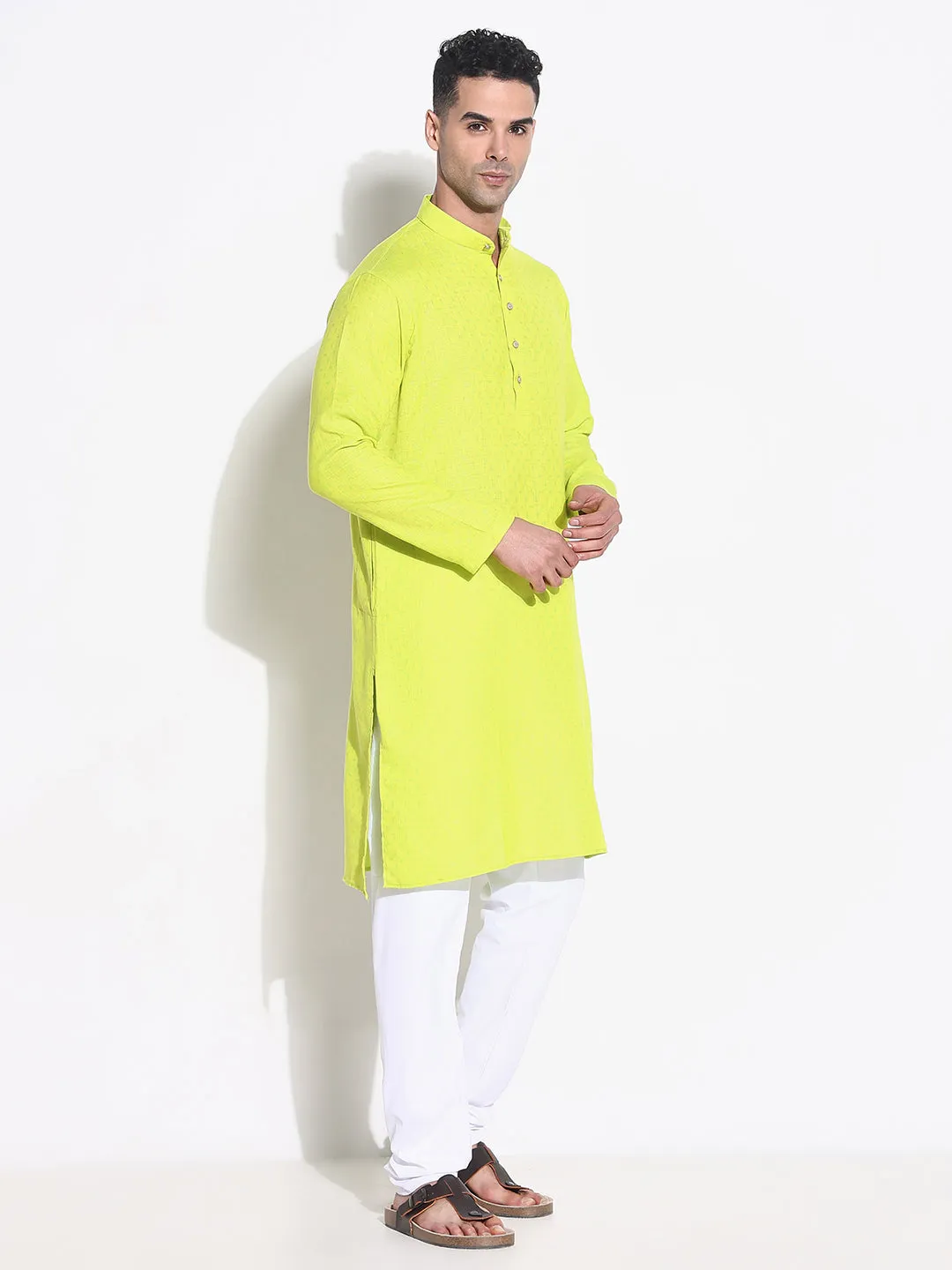 Men Green Mandarin Collar Kurta Set