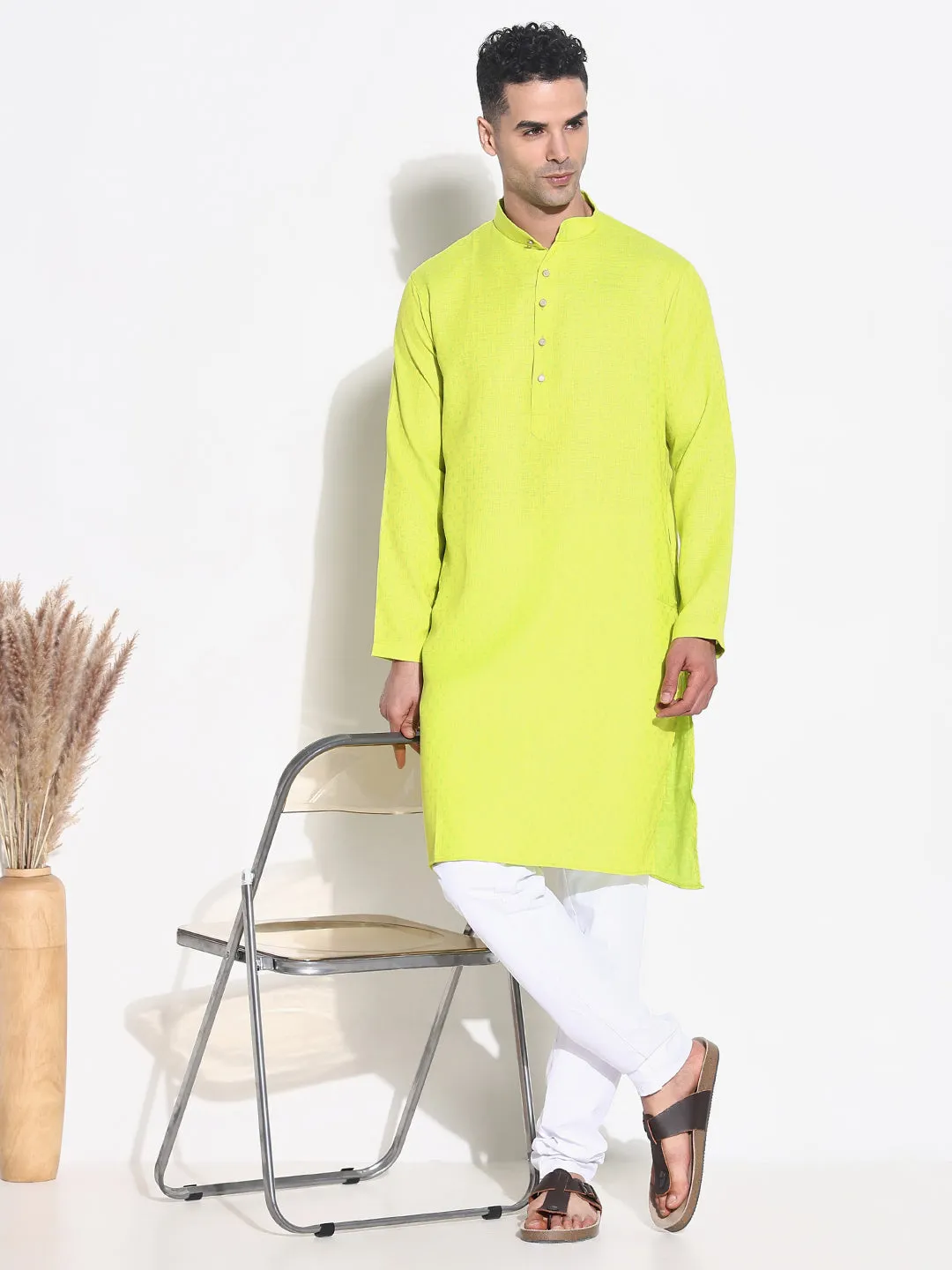 Men Green Mandarin Collar Kurta Set
