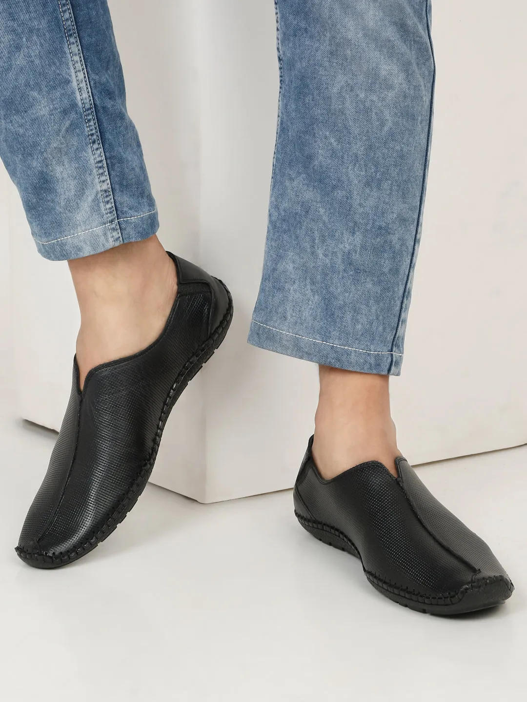 Men's Black Texture Leather Flexi 360 Moccasins