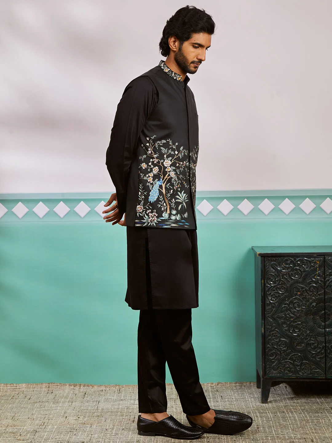VASTRAMAY Men's - Satin Silk Nehru Jacket