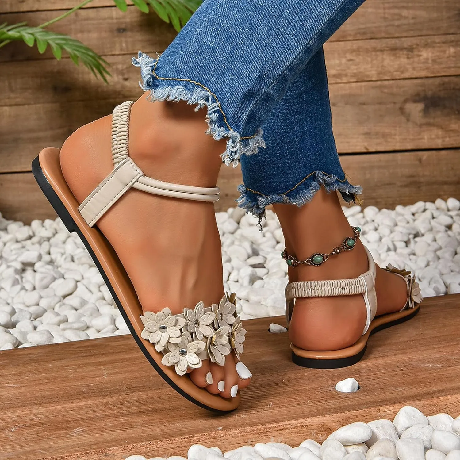Womens Flat Sandals 2025 Summer Dressy Open Toe Slip On Orthopedic Bohemian Flowers Fashion Beach Sandals